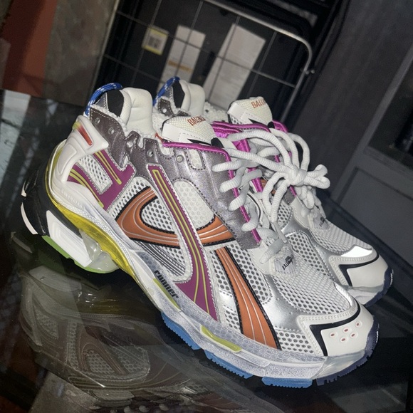 Men’s Size 10 Balenciaga Runners multicolor - Picture 3 of 7